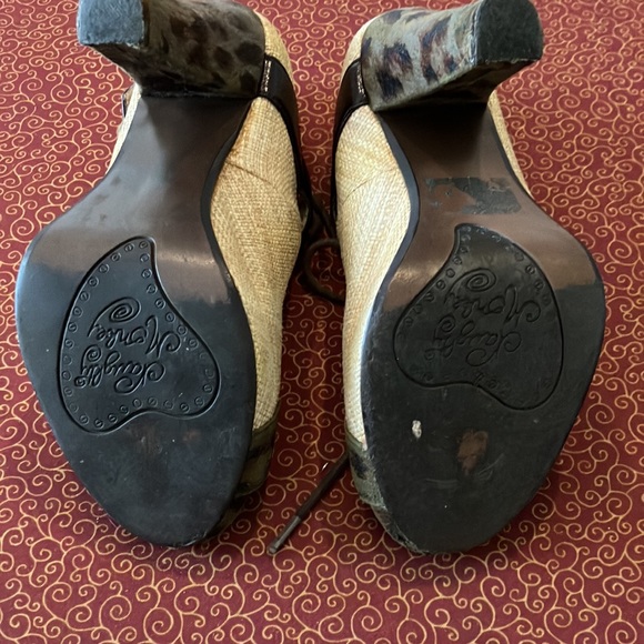 Super cute size 6 1/2 Naughty Monkey 4” heeled beige raffia lace up peep toes - Picture 7 of 16